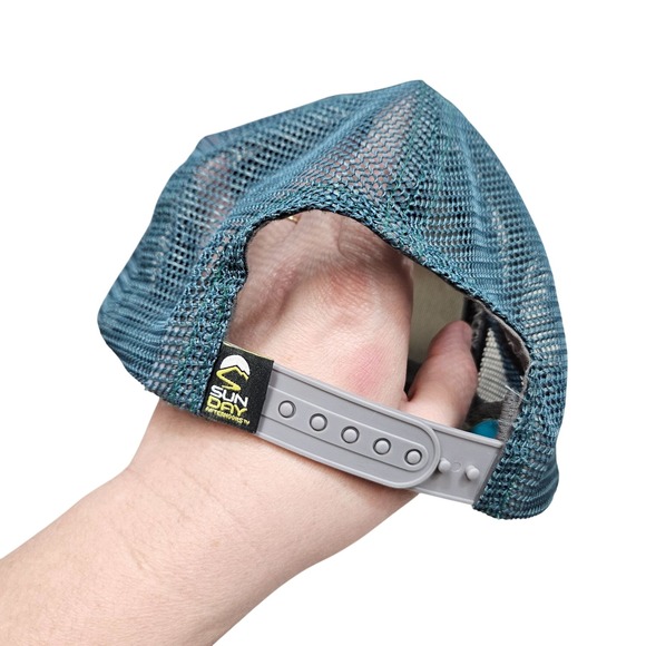 Sunday Afternoons Kids 2-12 yrs Trucker Hat W/ Mesh Back & Mountain Eagle Design - Picture 2 of 7